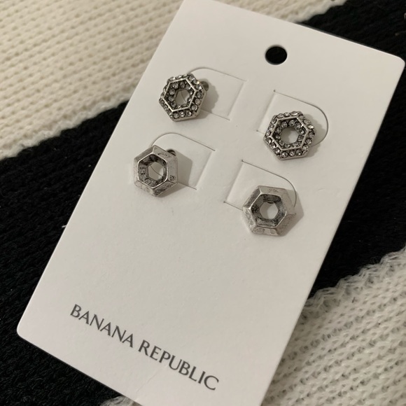 Banana Republic Jewelry - NWT Banana Republic 2 Pair Silver Studs